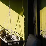 Matias Cozy Crib *