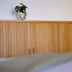 Matias Cozy Crib